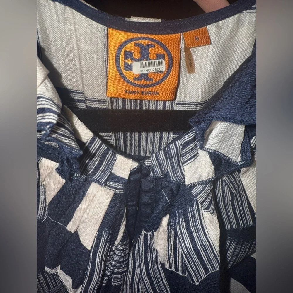 Tory Burch 100% Silk Ruffle Tie Neck Sleeveless Blouse Navy Ivory Size 6